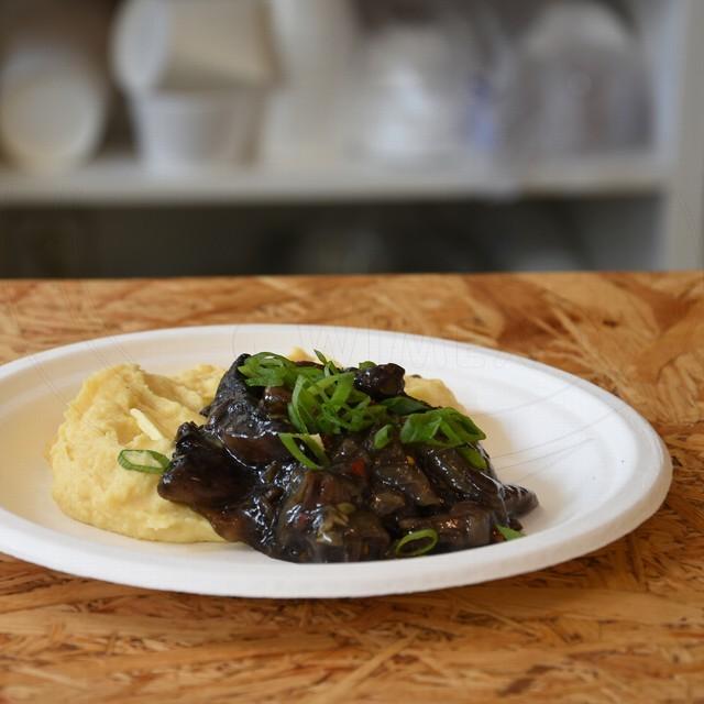 tanier-okruhly-bio-cukrova-trstina-o-26-cm-50-ks-4